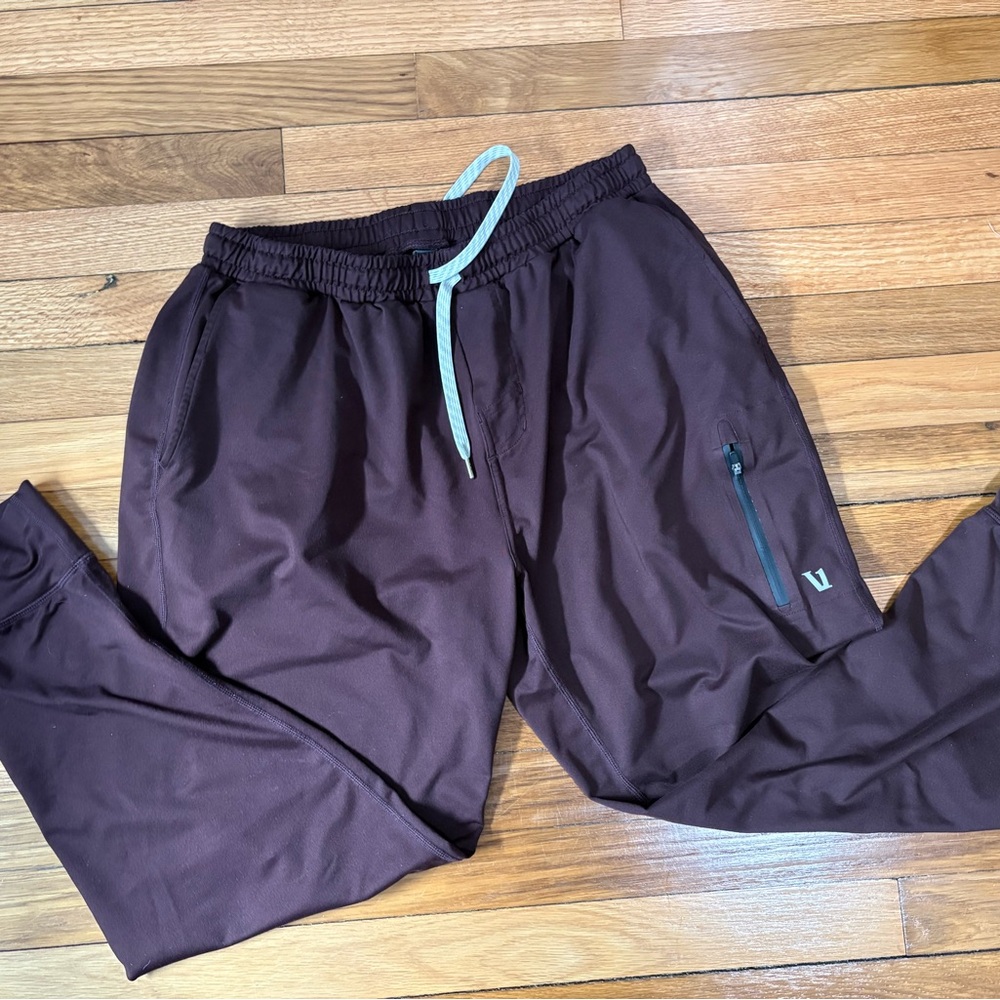 Vuori Maroon Jogger Pants with Contrast Drawcord